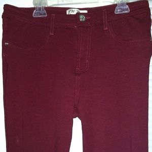 Stretchy Plus Size Jeggings!!